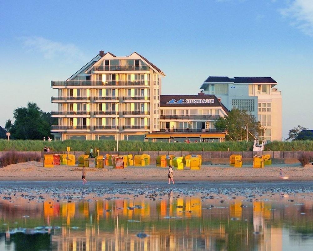 Badhotel Sternhagen 쿡스하펜 외부 사진