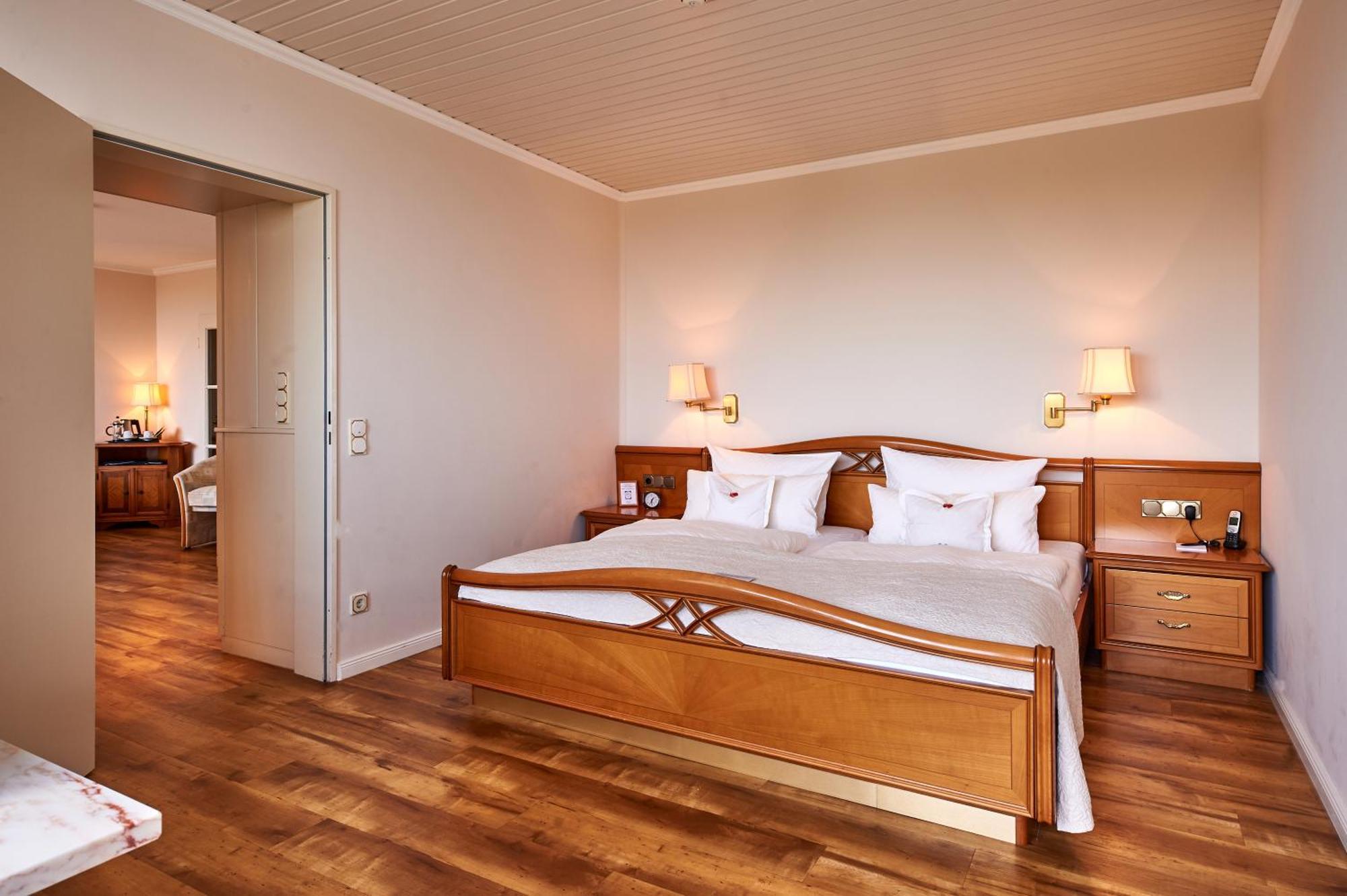 Badhotel Sternhagen 쿡스하펜 외부 사진